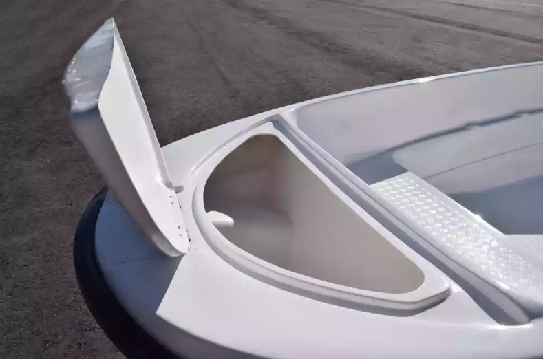 Стеклопластиковая лодка Пингвин (тримаран) в Саратове