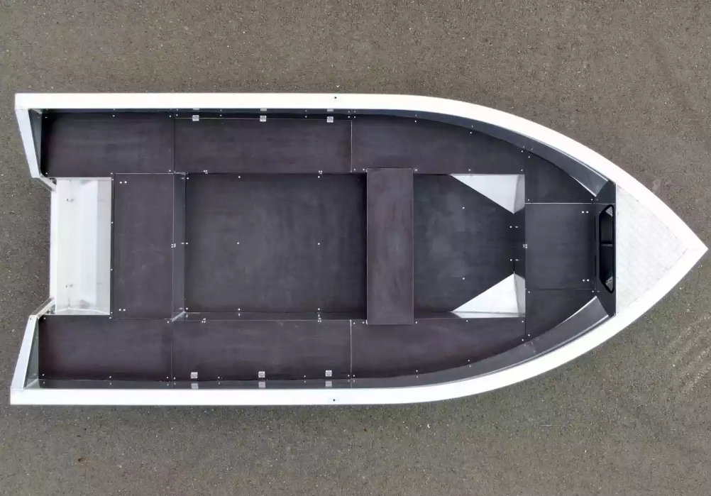 Алюминиевая лодка  Неман-420 в Саратове