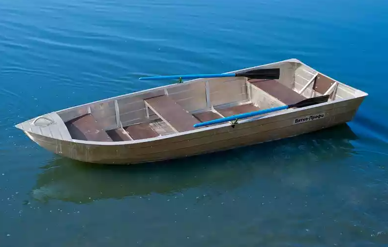 Алюминиевая лодка Вятка-Профи 32 в Саратове