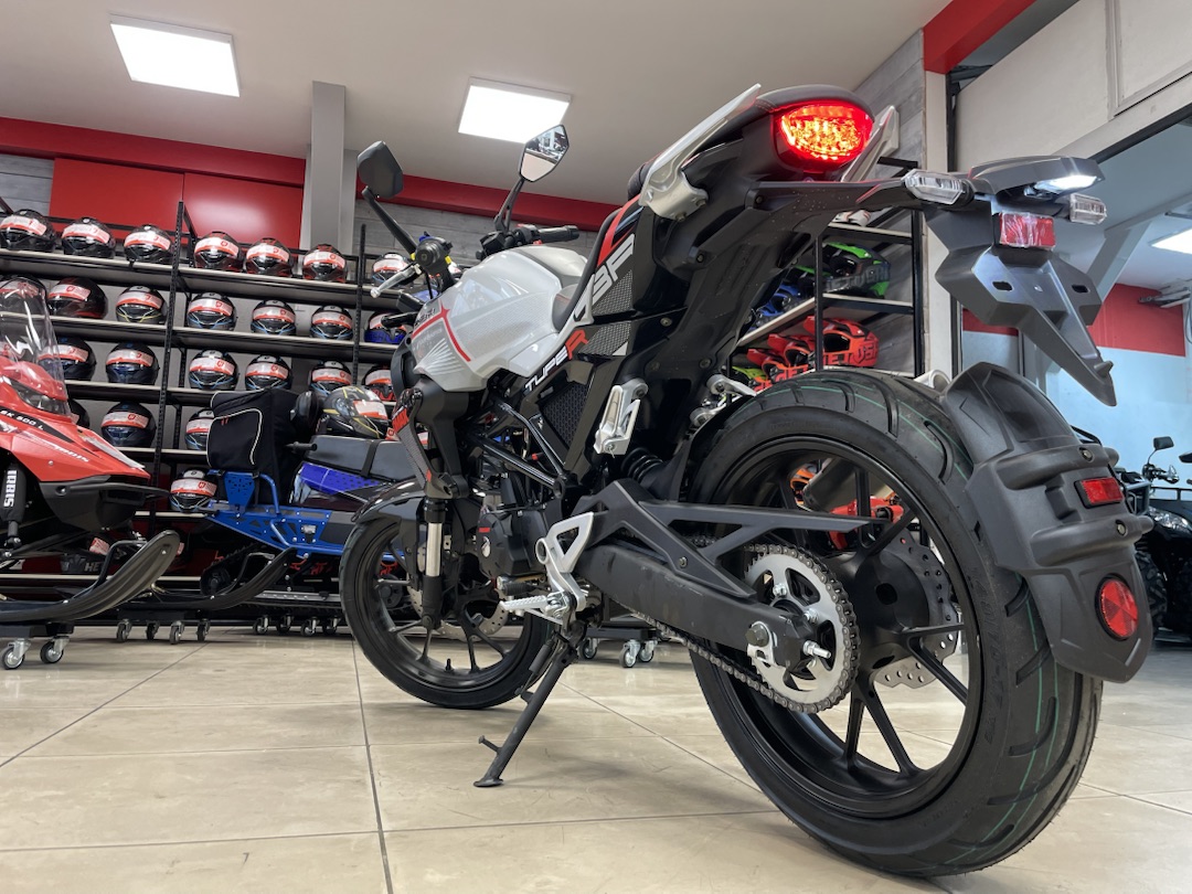 Мопед PROMAX CB150R (49) в Саратове