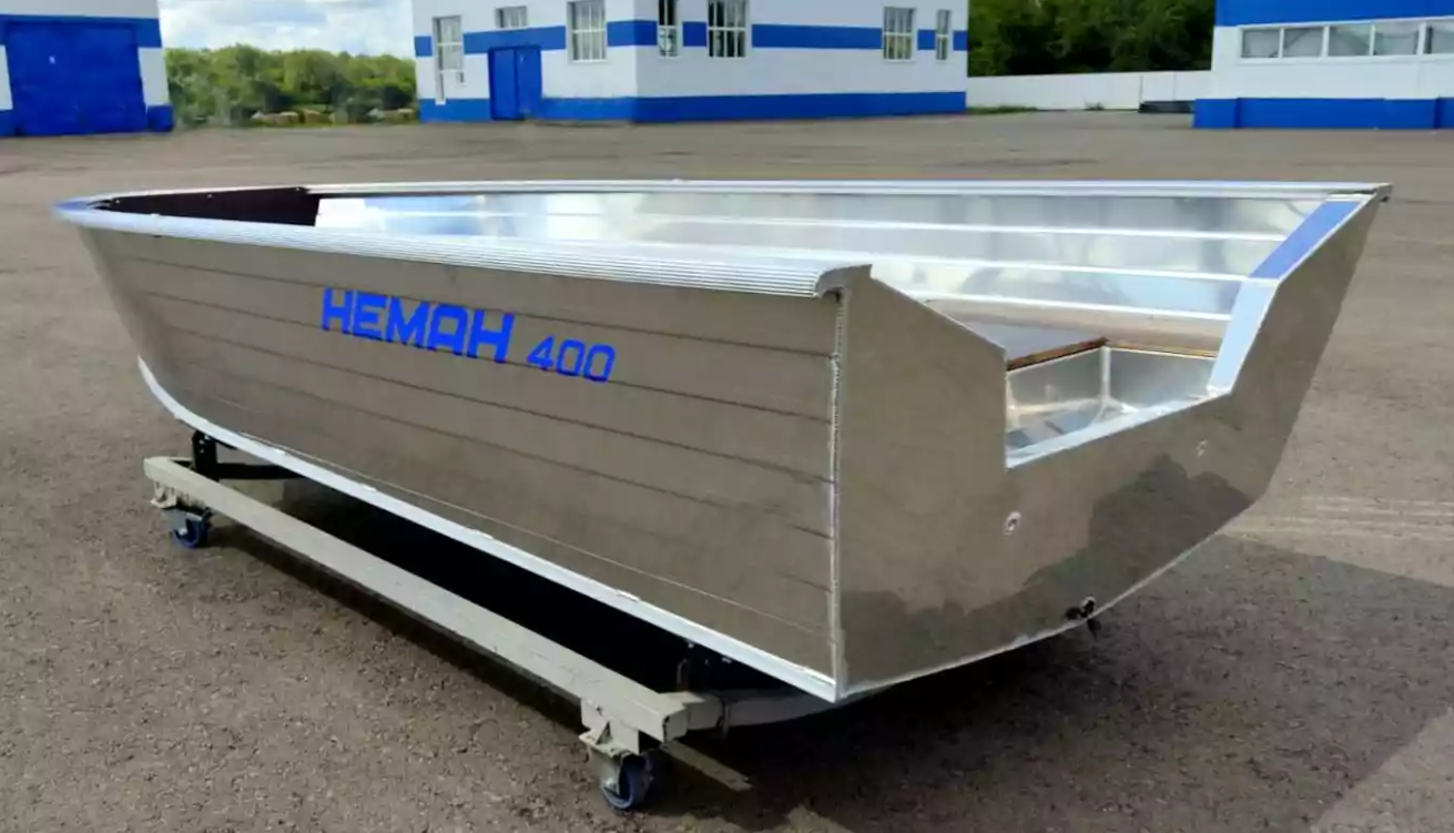 Алюминиевая лодка Неман-400 в Саратове