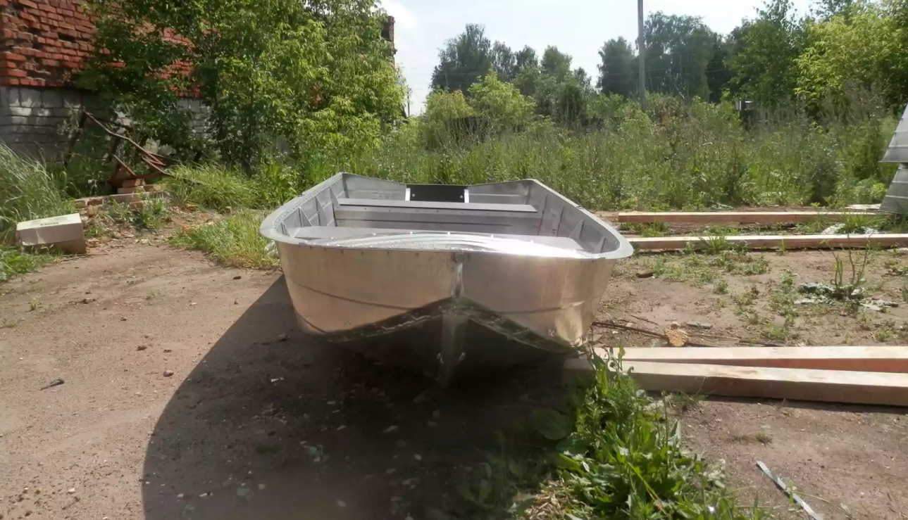 Алюминиевая лодка Вятка-Профи 32 в Саратове