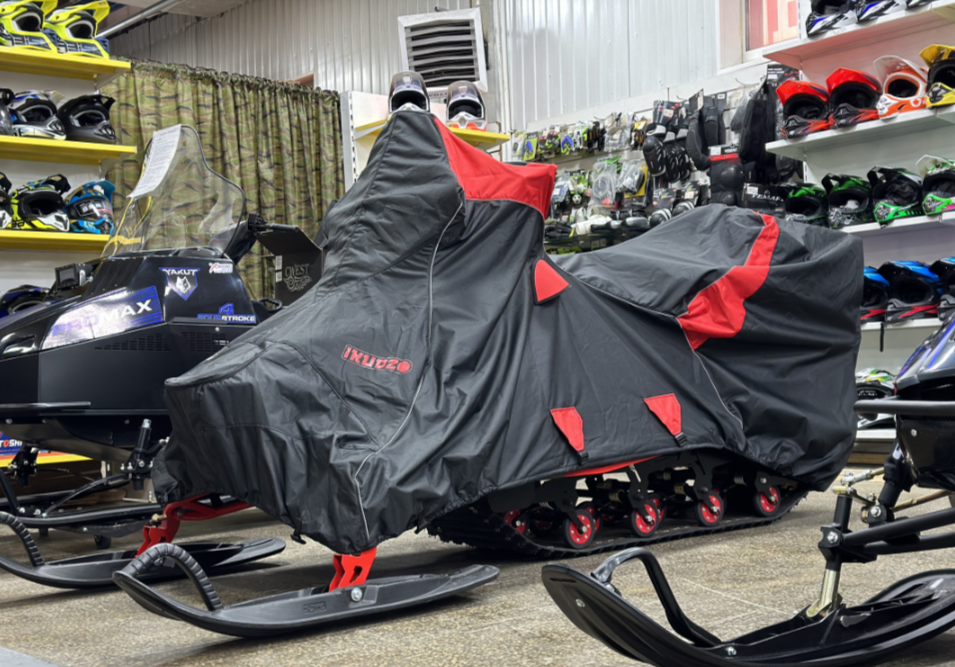 Чехол транспорт. снегохода IKUDZO HUNTER черно-красный Оксфорд ПРЕМИУМ качества с лого IKUDZO в Саратове