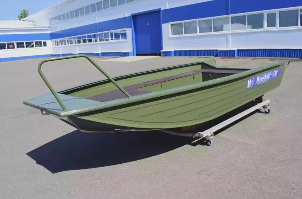 Алюминиевая лодка  Wyatboat-430 Master Fish в Саратове