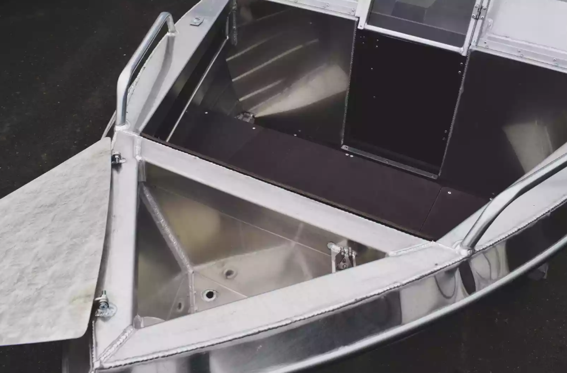 Алюминиевая лодка  Neman-400 DC в Саратове