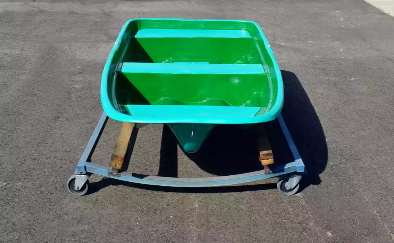 Стеклопластиковая лодка Старт (тримаран) в Саратове