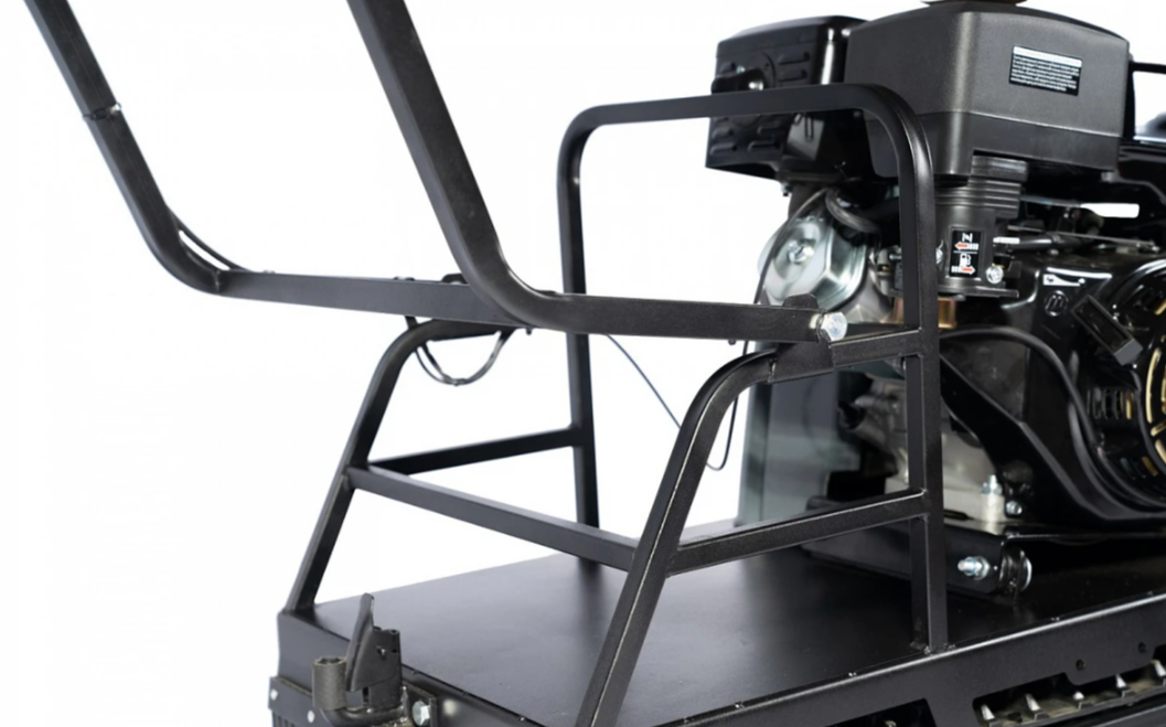 Мотобуксировщик БУРЛАК-M2 LFS 13 л.с. с эл/зап (передний привод, склизы) в Саратове