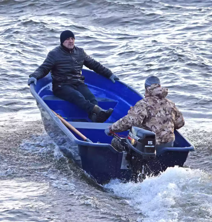 Стеклопластиковая лодка Neman-340 (тримаран) в Саратове