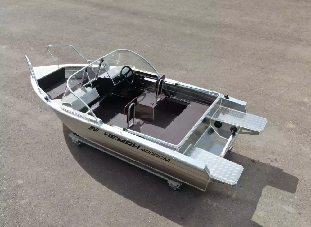 Алюминиевая лодка  Неман-400 DCM NEW в Саратове
