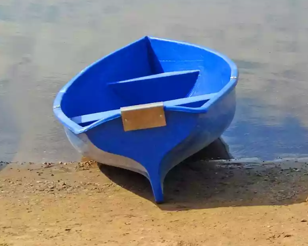 Стеклопластиковая лодка Омуль в Саратове