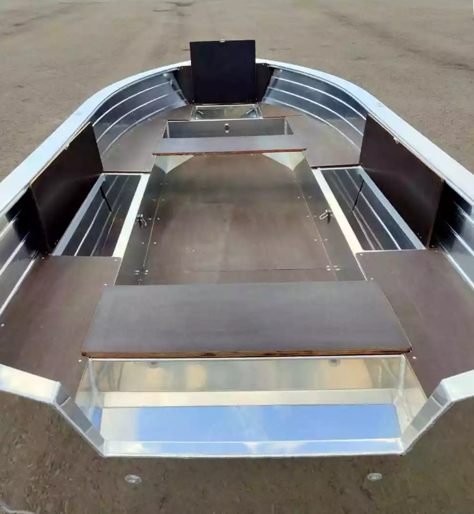 Алюминиевая лодка Неман-400 в Саратове