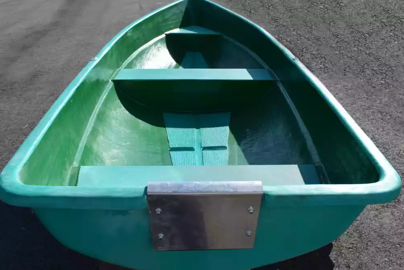 Стеклопластиковая Лодка Голавль в Саратове