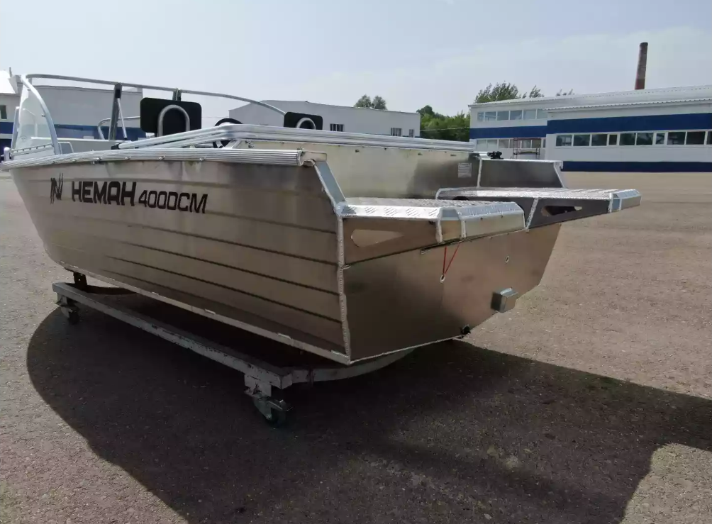 Алюминиевая лодка  Неман-400 DCM NEW в Саратове