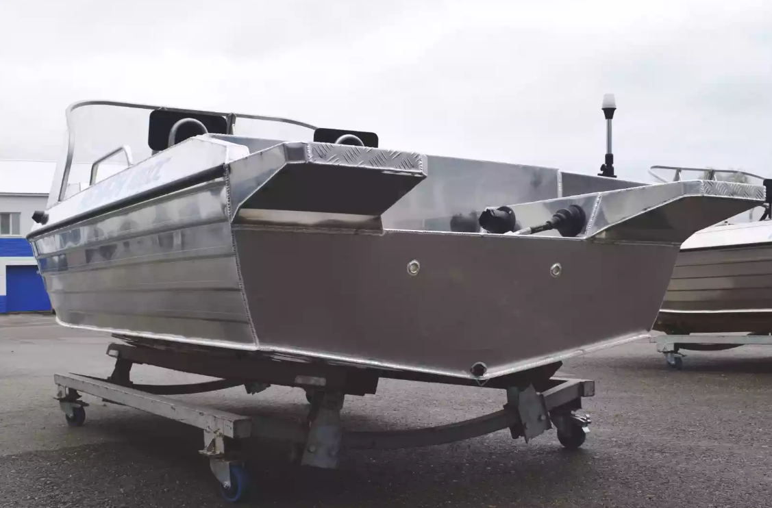 Алюминиевая лодка  Neman-400 DC в Саратове