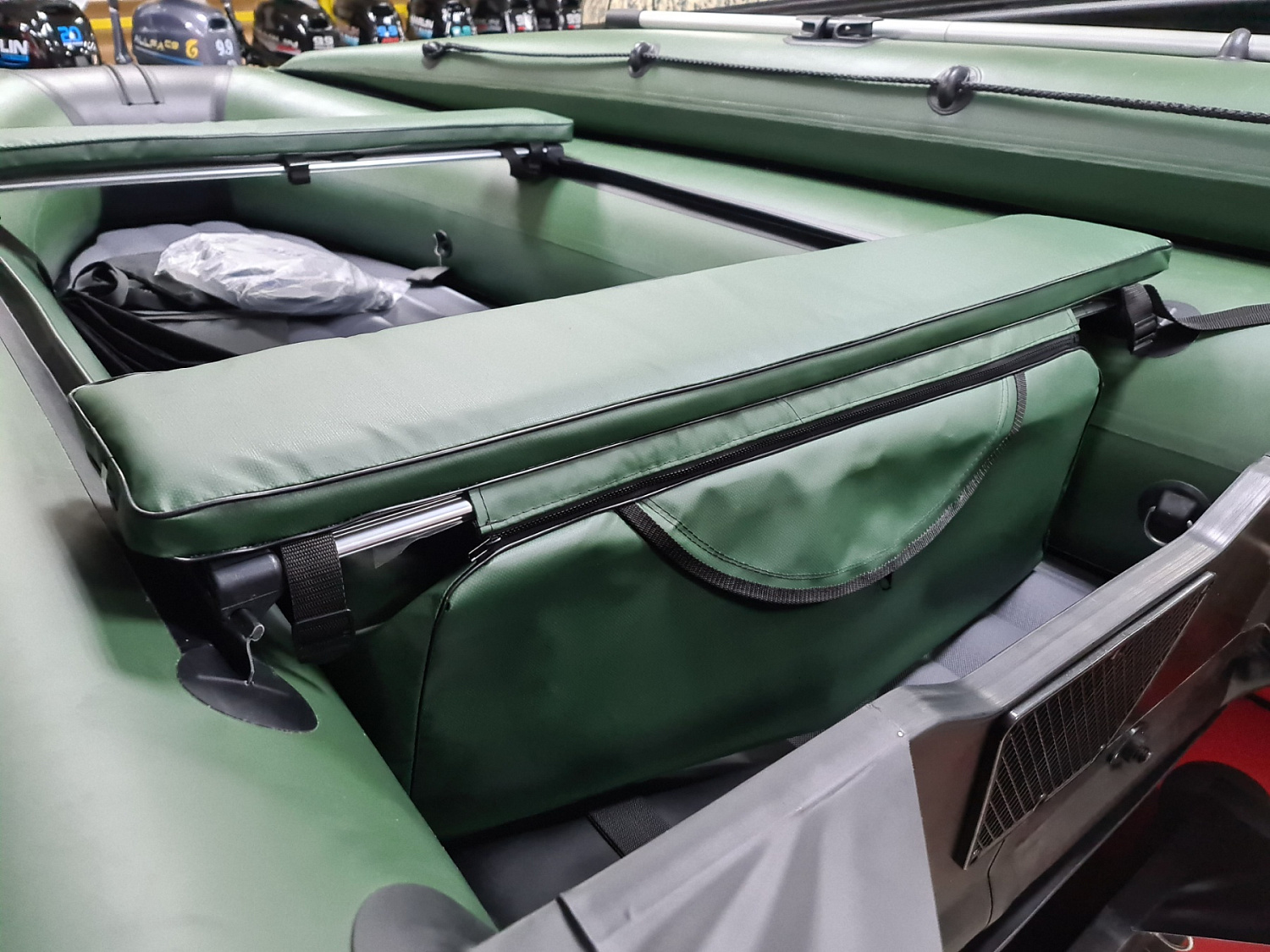 КОМПЛЕКТ МЯГКИХ НАКЛАДОК С СУМКОЙ ДЛЯ ЛОДОК 90Х20 ЗЕЛЕНЫЙ в Саратове