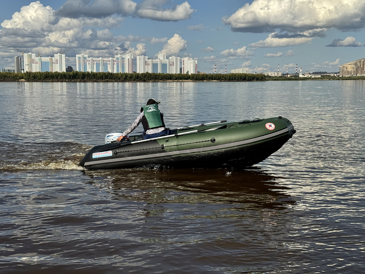 Лодка MISHIMO BIG FLOOR 440 в Саратове