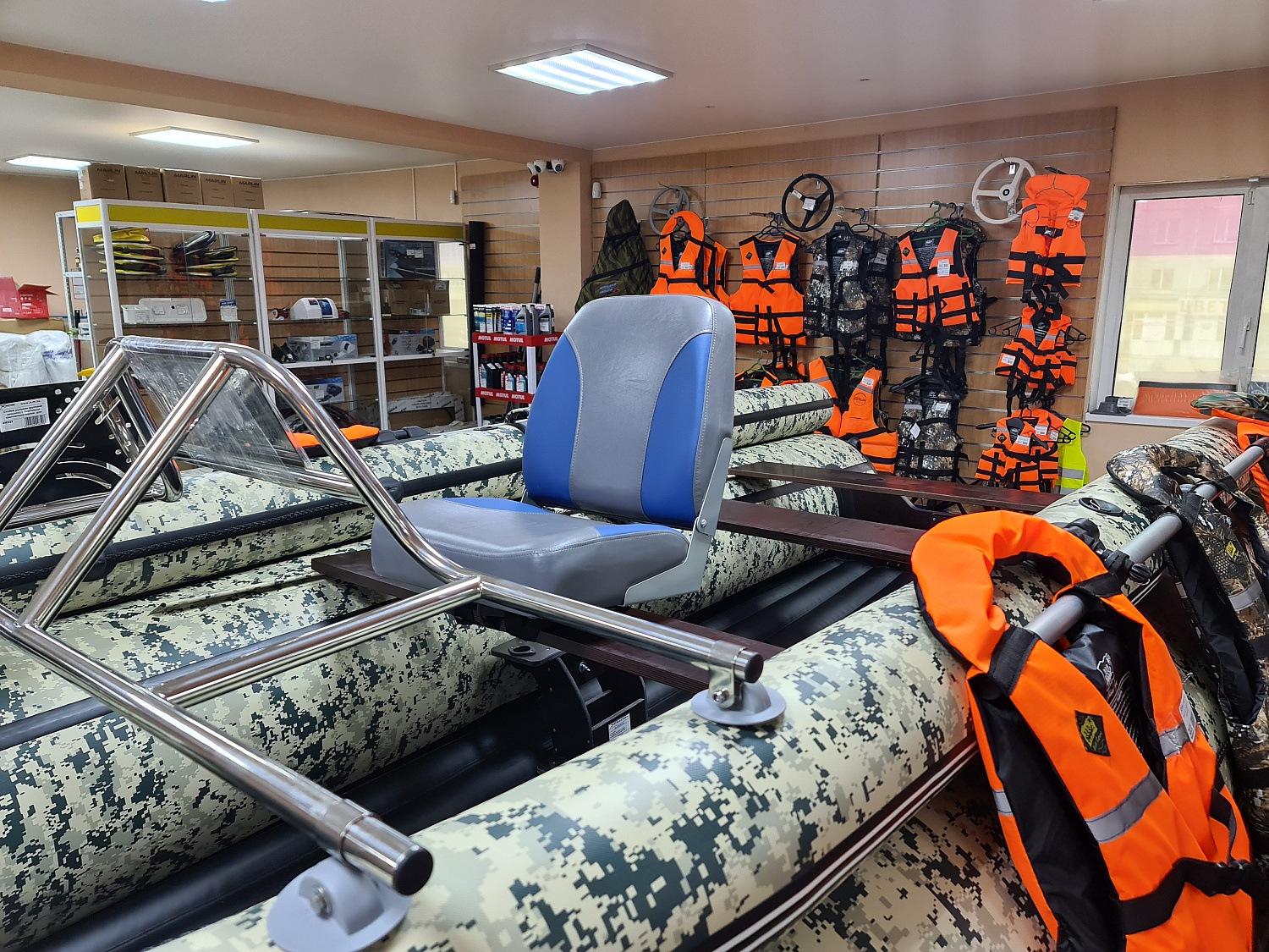 КРЕСЛО МЯГКОЕ РАСКЛАДНОЕ С ПОВОРОТНЫМ МЕХАНИЗМОМ ДЛЯ ЛОДОК в Саратове