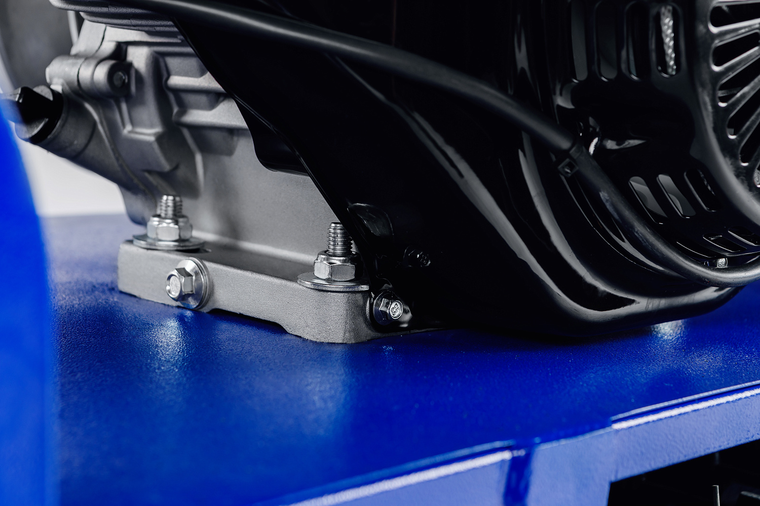 Мотобуксировщик SNOW DOG 17 с эл. запуском (DINKING) в Саратове