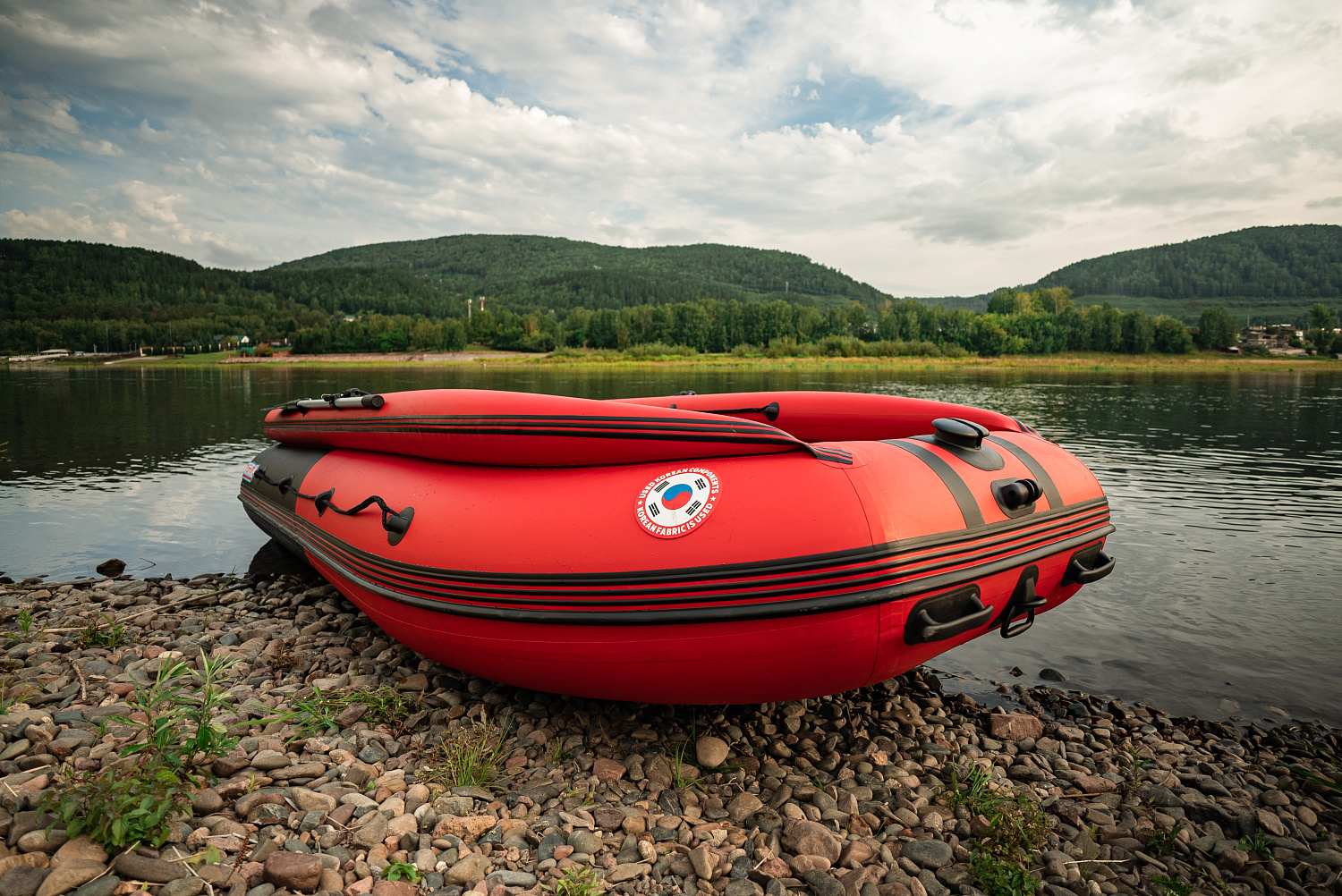Лодка MISHIMO RIVER FJET PRO 410  под водомет в Саратове