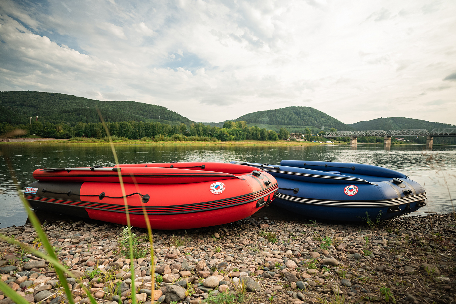 Лодка MISHIMO RIVER FJET PRO 410  под водомет в Саратове