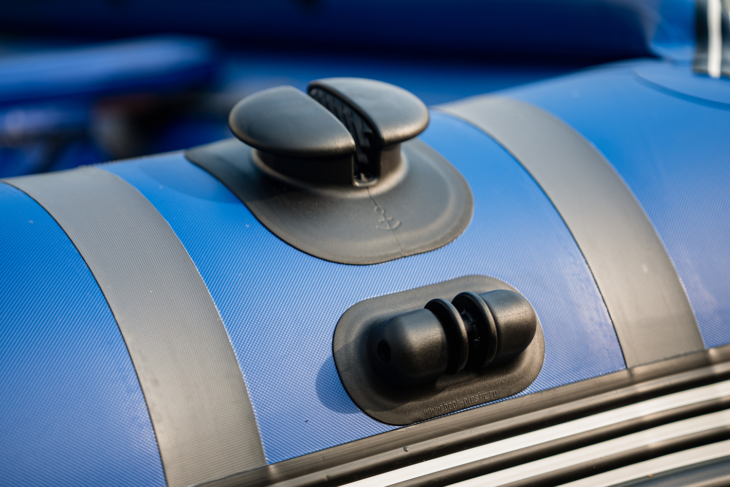 Лодка MISHIMO RIVER FJET PRO 410  под водомет в Саратове