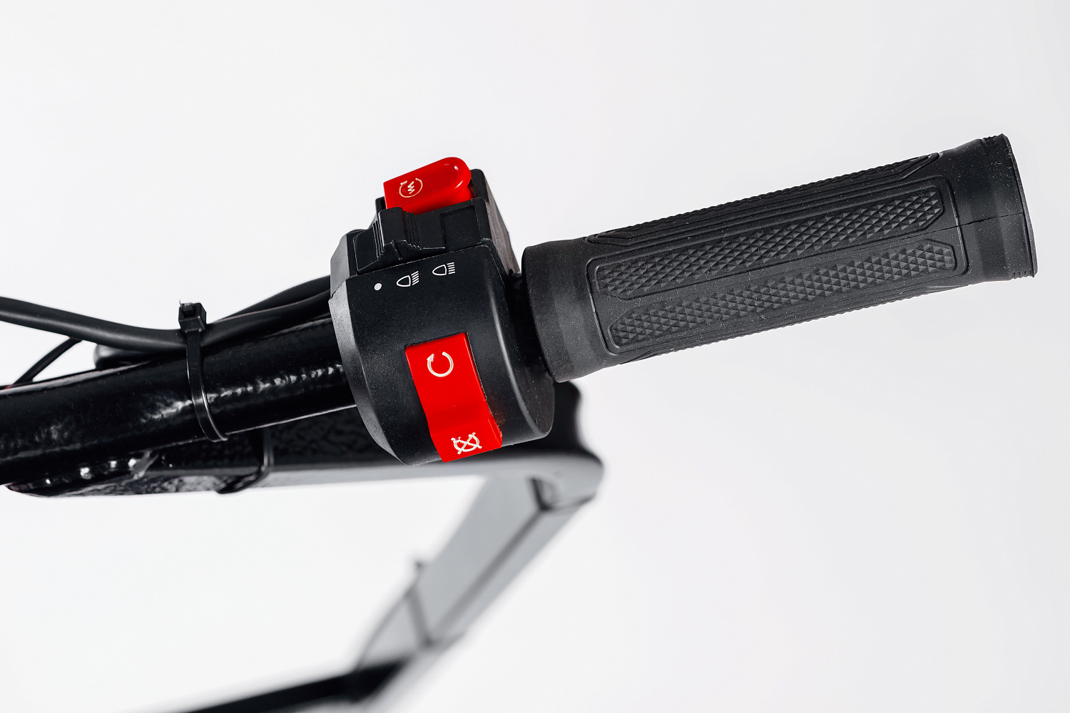 МОТОБУКСИРОВЩИК IKUDZO LONG 2.0 1700/500 EKR19 в Саратове