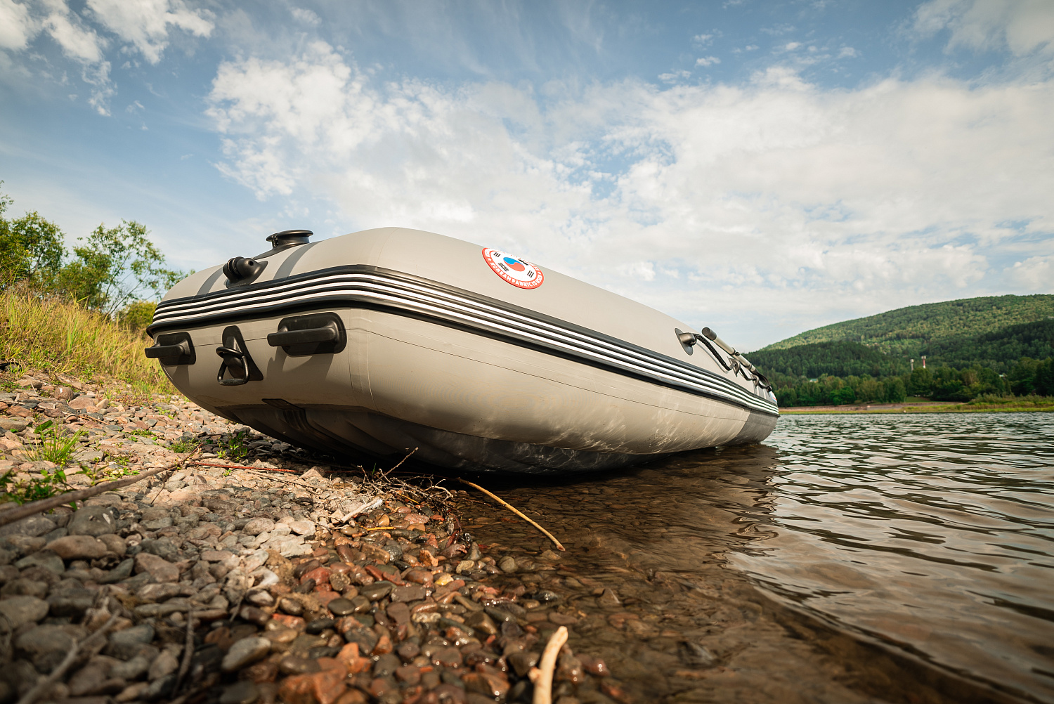 Лодка MISHIMO RIVER JET 390 под водомет в Саратове