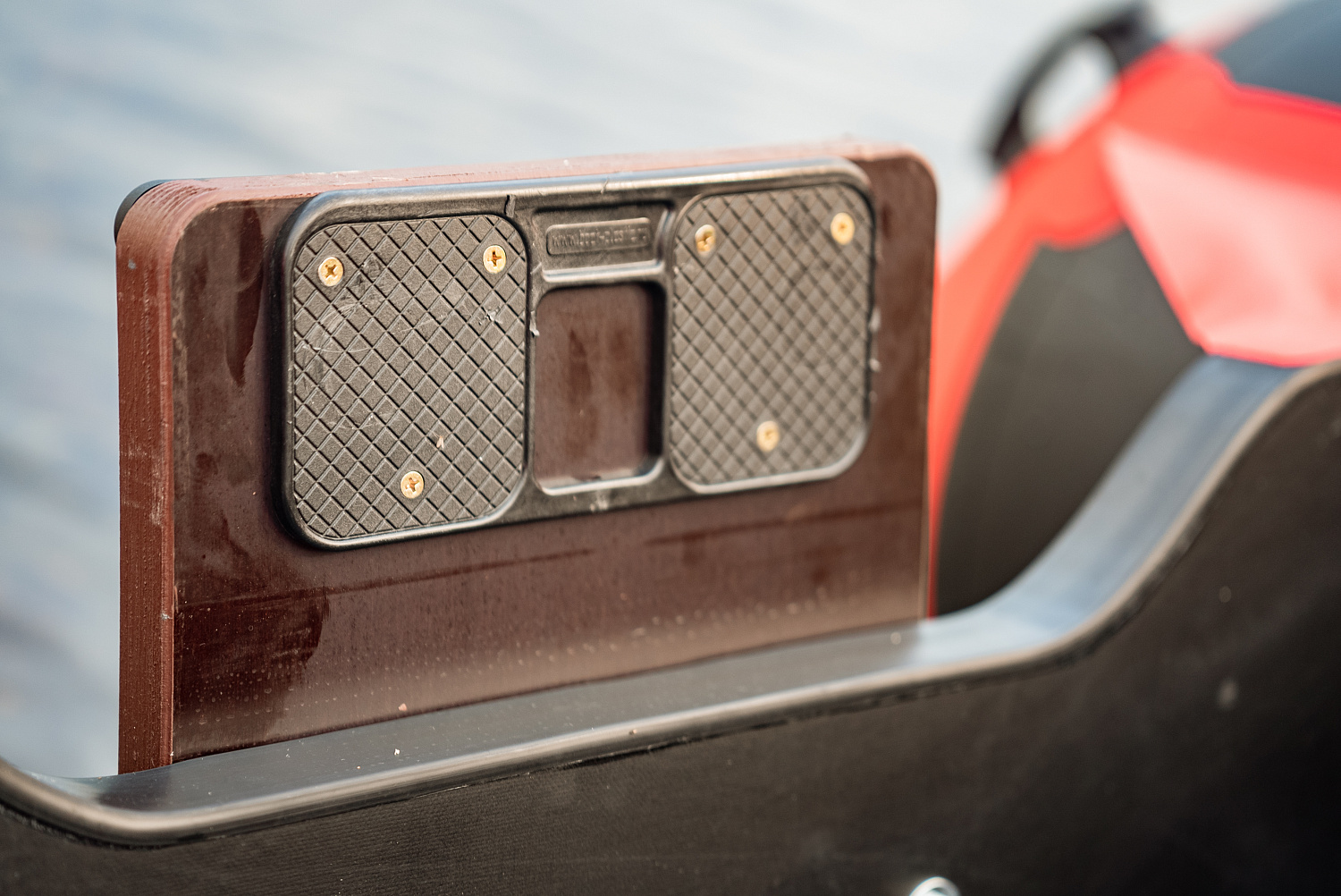 Лодка MISHIMO RIVER FJET PRO 410  под водомет в Саратове